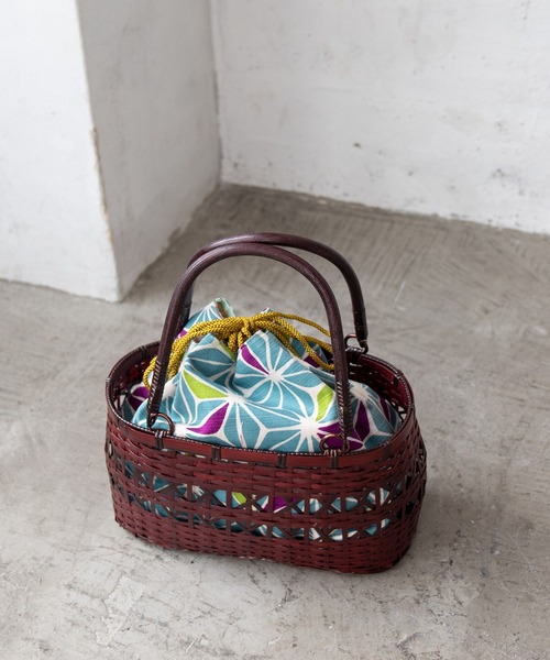 ゆかた館グレース（ユカタカングレース）の「籠バッグ（和装小物・レディース・ストライプ/チェック/ブラック系/ブラック系1/ベージュ系1/ネイビー系/ブルー系/ブルー系1/イエロー系/ピンク系/レッド系/レッド系1/レッド系2/レッド系3/ベージュ系/レッド系その他/ブラック系2/ブラック系3/ピンク/ネイビー系2/ネイビー系1/イエロー系1/レッド系5/レッド系4・FREE）」の12枚目の写真