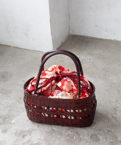 ゆかた館グレース（ユカタカングレース）の「籠バッグ（和装小物・レディース・ストライプ/チェック/ブラック系/ブラック系1/ベージュ系1/ネイビー系/ブルー系/ブルー系1/イエロー系/ピンク系/レッド系/レッド系1/レッド系2/レッド系3/ベージュ系/レッド系その他/ブラック系2/ブラック系3/ピンク/ネイビー系2/ネイビー系1/イエロー系1/レッド系5/レッド系4・FREE）」の20枚目の写真