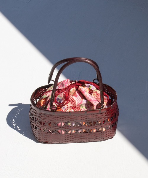 ゆかた館グレース（ユカタカングレース）の「籠バッグ（和装小物・レディース・ストライプ/チェック/ブラック系/ブラック系1/ベージュ系1/ネイビー系/ブルー系/ブルー系1/イエロー系/ピンク系/レッド系/レッド系1/レッド系2/レッド系3/ベージュ系/レッド系その他/ブラック系2/ブラック系3/ピンク/ネイビー系2/ネイビー系1/イエロー系1/レッド系5/レッド系4・FREE）」の21枚目の写真