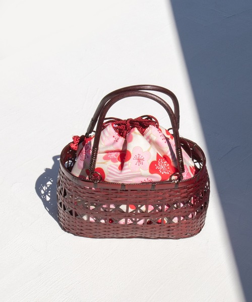 ゆかた館グレース（ユカタカングレース）の「籠バッグ（和装小物・レディース・ストライプ/チェック/ブラック系/ブラック系1/ベージュ系1/ネイビー系/ブルー系/ブルー系1/イエロー系/ピンク系/レッド系/レッド系1/レッド系2/レッド系3/ベージュ系/レッド系その他/ブラック系2/ブラック系3/ピンク/ネイビー系2/ネイビー系1/イエロー系1/レッド系5/レッド系4・FREE）」の15枚目の写真