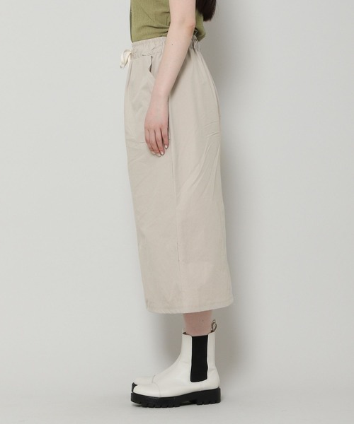 ALAND(エーランド)の「3.3Field Trip/TIEWAIST MIDIスカート 2297717(スカート・レディース・アイボリー/ネイビー/ベージュ・FREE)」の8枚目の写真