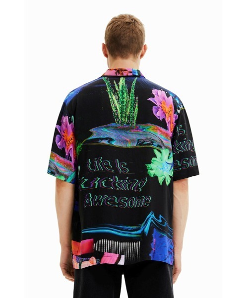 Desigual（デシグアル）の「メンズ 半袖シャツ JABAL（シャツ/ブラウス・メンズ・ブラック・S/M/L/XL/XXL）」の6枚目の写真