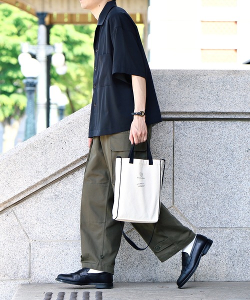 Beauty&Habit(ビューティアンドハビット)の「【Beauty&Habit】パイピング ロゴ ショルダーバッグ/2WAY Piping Logo Shoulder Bag(ショルダーバッグ・メンズ・ナチュラル・FREE)」の3枚目の写真