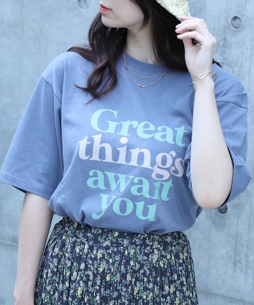 HONEYSUCKLE ROSE(ハニーサックルローズ)の「【HONEYSUCKLE ROSE】配色ロゴプリントTシャツ(Tシャツ/カットソー・レディース・ブラウン/ホワイト/グレー・L/M)」の3枚目の写真