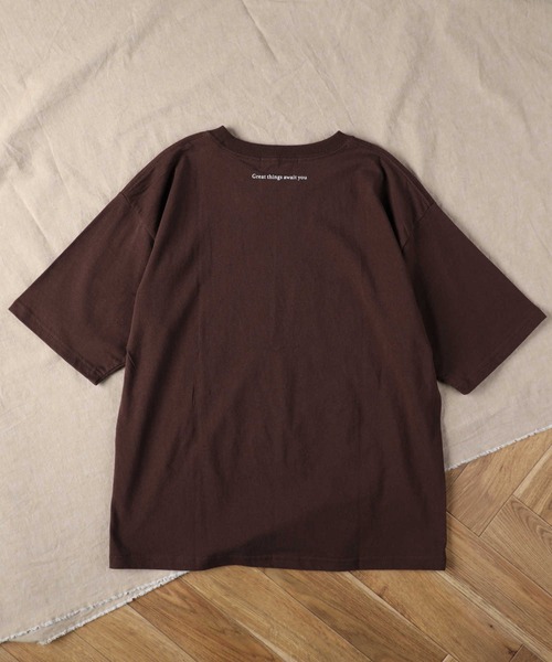 HONEYSUCKLE ROSE(ハニーサックルローズ)の「【HONEYSUCKLE ROSE】配色ロゴプリントTシャツ(Tシャツ/カットソー・レディース・ブラウン/ホワイト/グレー・L/M)」の15枚目の写真