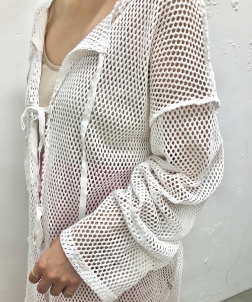 Kastane（カスタネ）の「メッシュ2WAYオーバーカーディガン（カーディガン/ボレロ・レディース・オフホワイト/ブラック/ベージュ・FREE）」の6枚目の写真