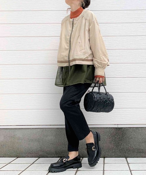 Q(キュー)の「ランダムリブハイネックニット(ニット/セーター・レディース・ブルー/テラコッタ・MEDIUM)」の14枚目の写真