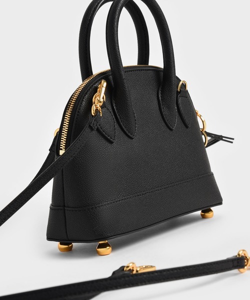 CHARLES & KEITH(チャールズ & キース)の「Harmonee ハーモニー ボウリングバッグ(ショルダーバッグ・レディース・グリーン/ブラック/オレンジ系その他3/ベージュ・S)」の7枚目の写真