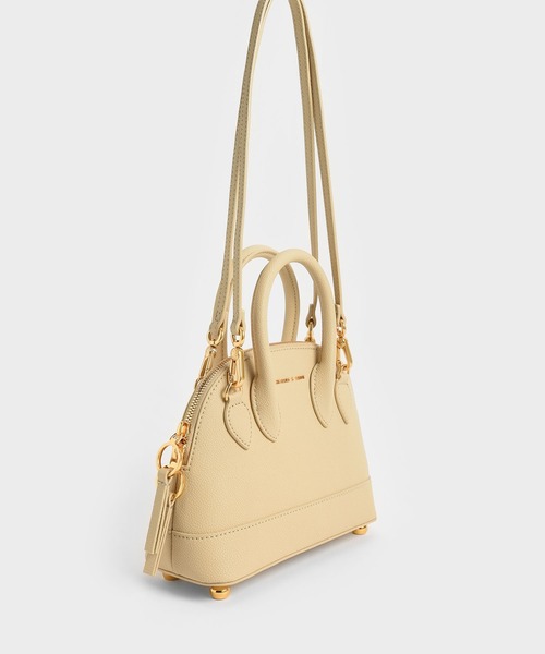 CHARLES & KEITH(チャールズ & キース)の「Harmonee ハーモニー ボウリングバッグ(ショルダーバッグ・レディース・グリーン/ブラック/オレンジ系その他3/ベージュ・S)」の9枚目の写真
