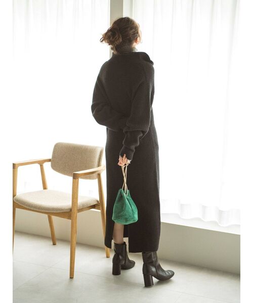 Ungrid(アングリッド)の「ハイネックジップニットワンピース(ワンピース・レディース・ブルー/ブラウン/ブラック・FREE)」の15枚目の写真