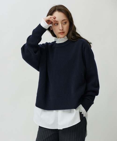 BABYLONE（バビロン）の「スムースクルーネックプルオーバー（ニット/セーター・レディース・グリーン/ライトベージュ/ネイビー・フリー）」の17枚目の写真