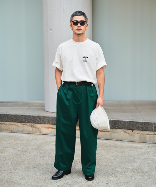 EDIFICE（エディフィス）の「【SAVIGAC / サビニャック】別注 Vacances a Trouville プリント Tシャツ（Tシャツ/カットソー・メンズ・ホワイト/ブラック/ライトホワイト/ブラック系その他/White/オフホワイト/ホワイト×ホワイト/ホワイト系その他・MEDIUM/LARGE）」の17枚目の写真