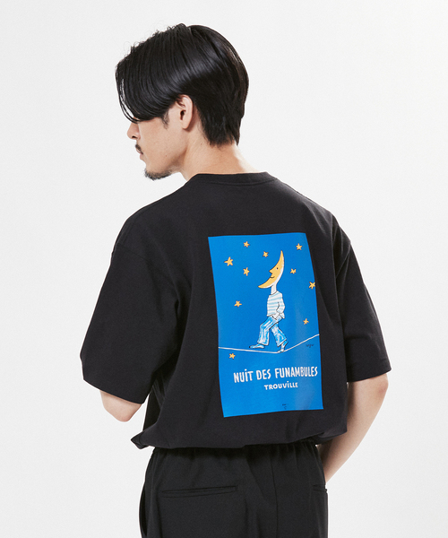 EDIFICE（エディフィス）の「【SAVIGAC / サビニャック】別注 Vacances a Trouville プリント Tシャツ（Tシャツ/カットソー・メンズ・ホワイト/ブラック/ライトホワイト/ブラック系その他/White/オフホワイト/ホワイト×ホワイト/ホワイト系その他・MEDIUM/LARGE）」の22枚目の写真