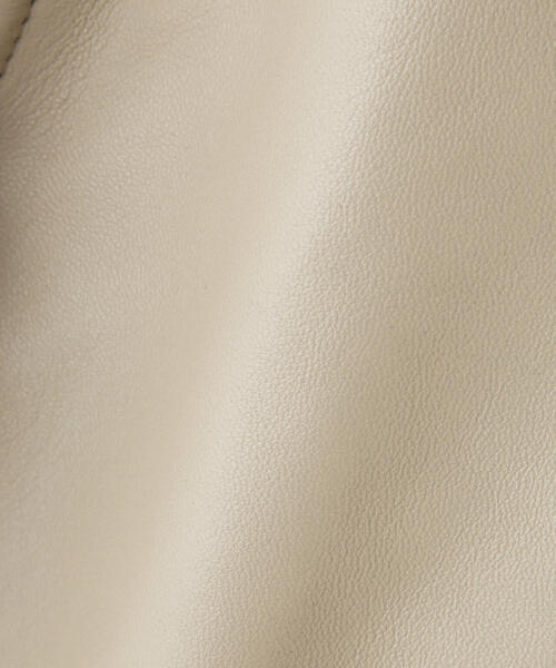 AVIREX（アヴィレックス）の「【Women's/ウィメンズ】 LEATHER MA-1/ レザーMA-1 / アヴィレックス / AVIREX（MA-1・レディース・ブラック/ベージュ・M/L/S）」の12枚目の写真