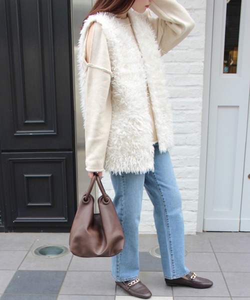 MLI'A（エムリア）の「肩スリットニット（ニット/セーター・レディース・ブラック/オレンジ/ブルー/ナチュラル・M）」の10枚目の写真