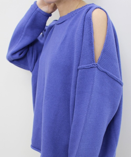 MLI'A（エムリア）の「肩スリットニット（ニット/セーター・レディース・ブラック/オレンジ/ブルー/ナチュラル・M）」の17枚目の写真