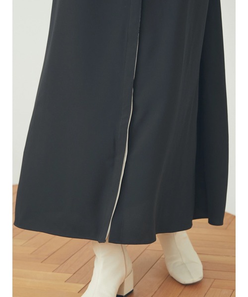 armonia(アルモニーア)の「armonia.袖ラインフリルワンピース(ワンピース・レディース・ブラック/グリーン・FREE)」の9枚目の写真