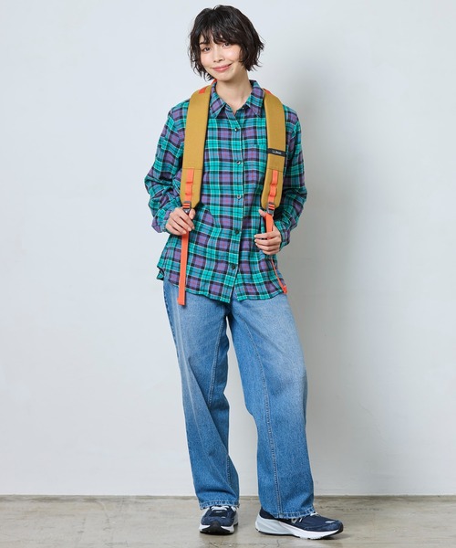 L.L.Bean（エルエルビーン）の「マウンテン・クラシック・コーデュラ・パック（バックパック/リュック・レディース・ブラック/ネイビー×ホワイト/ブルー系その他/オリーブ/イエロー系その他/ブラウン系その他/グリーン系その他/ベージュ系その他・ONE SIZE）」の19枚目の写真
