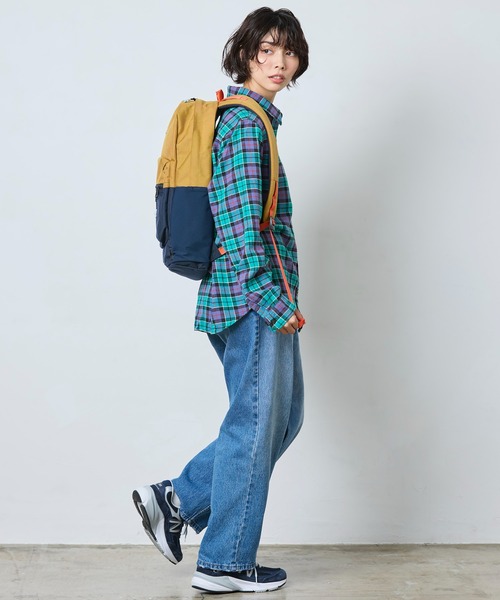 L.L.Bean（エルエルビーン）の「マウンテン・クラシック・コーデュラ・パック（バックパック/リュック・レディース・ブラック/ネイビー×ホワイト/ブルー系その他/オリーブ/イエロー系その他/ブラウン系その他/グリーン系その他/ベージュ系その他・ONE SIZE）」の20枚目の写真