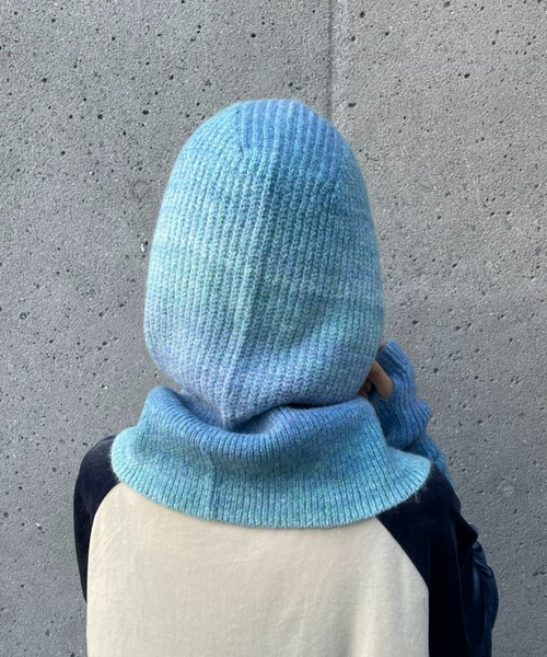 CIAOPANIC（チャオパニック）の「グラデーションボタン付きバラクラバ（ニットキャップ/ビーニー・レディース・ブラウン/レッド/ブルー・ONE SIZE）」の8枚目の写真