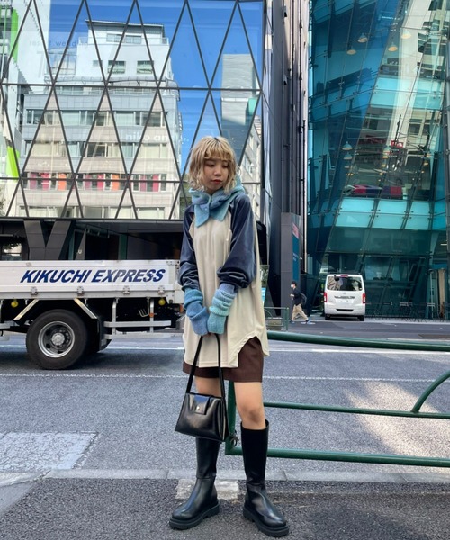 CIAOPANIC（チャオパニック）の「グラデーションボタン付きバラクラバ（ニットキャップ/ビーニー・レディース・ブラウン/レッド/ブルー・ONE SIZE）」の13枚目の写真