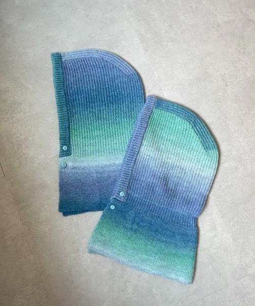 CIAOPANIC（チャオパニック）の「グラデーションボタン付きバラクラバ（ニットキャップ/ビーニー・レディース・ブラウン/レッド/ブルー・ONE SIZE）」の10枚目の写真