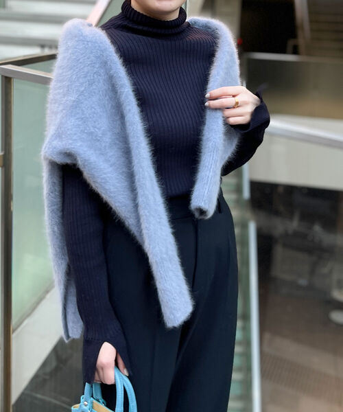 NOLLEY’S(ノーリーズ)の「◇【WEB限定】ホールガーメントリブタートルネックプルオーバーニット(ニット/セーター・レディース・ベージュ/ブラック/オフホワイト/ダークネイビー・38)」の4枚目の写真