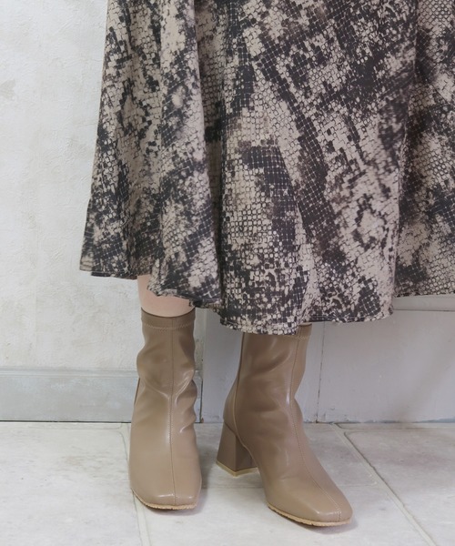 sesenta（セセンタ）の「【sesenta】スクエアトゥストレッチショートブーツ（ブーツ・レディース・ブラック/ホワイト/ライトブラウン・M/L/S/LL）」の11枚目の写真