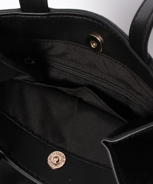 Libra Cue(リブラ キュー)の「スクエアミニトートバック(トートバッグ・レディース・レッド/ブラック・FREE)」の9枚目の写真