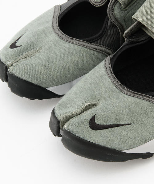 NIKE（ナイキ）の「NIKE / エア リフト（スニーカー・メンズ・ライトグレー/ブラック・27/26/28）」の8枚目の写真