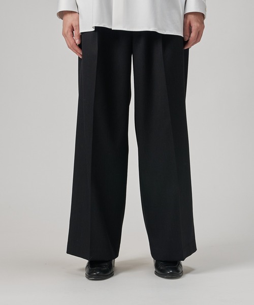 Lui's（ルイス）の「【2×2セットアップシリーズ】ベネシャンラウンジワイドストレートパンツ (セットアップ対応）（スラックス・メンズ・ダークグリーン/ブラック・S/M）」の4枚目の写真