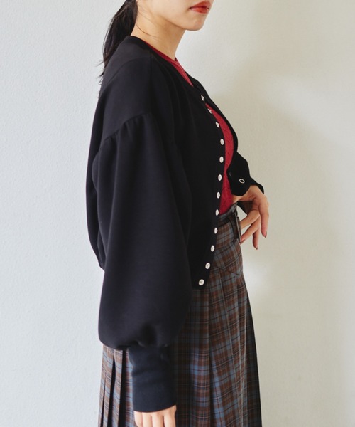 idem(イデム)の「【ZOZOTOWN限定】2way drost cardigan/2wayドロストショートカーディガン(カーディガン/ボレロ・レディース・グレイッシュベージュ/ブラック/ピンク・FREE)」の9枚目の写真