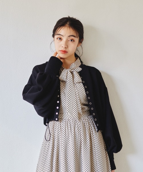 idem(イデム)の「【ZOZOTOWN限定】2way drost cardigan/2wayドロストショートカーディガン(カーディガン/ボレロ・レディース・グレイッシュベージュ/ブラック/ピンク・FREE)」の6枚目の写真
