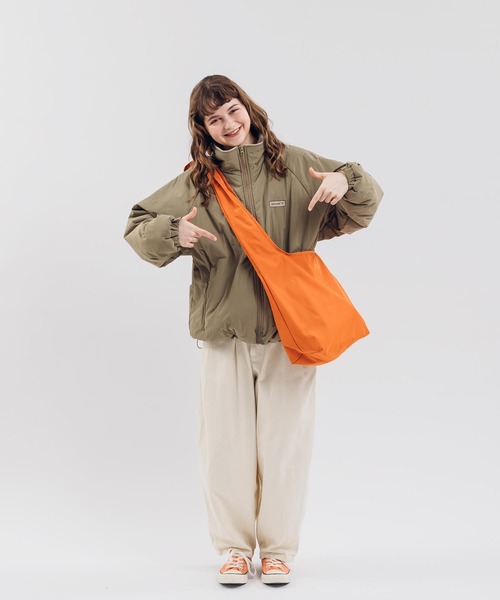 MUHET（ミュエータ）の「ショルダーバッグ（ショルダーバッグ・レディース・オレンジ/ブラック/オフホワイト・FREE）」の22枚目の写真