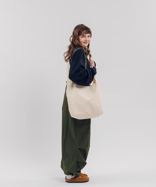 MUHET（ミュエータ）の「ショルダーバッグ（ショルダーバッグ