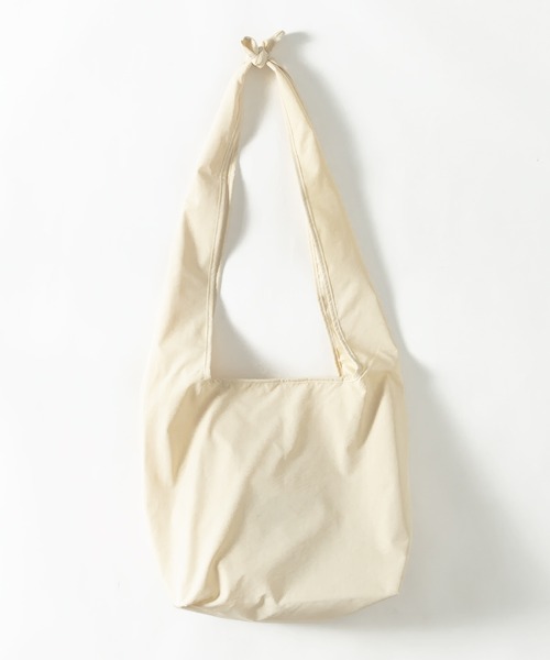 MUHET（ミュエータ）の「ショルダーバッグ（ショルダーバッグ・レディース・オレンジ/ブラック/オフホワイト・FREE）」の5枚目の写真