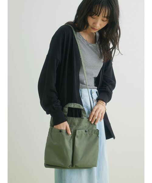 CRAFT STANDARD BOUTIQUE（クラフトスタンダードブティック）の「エアヘルメットショルダー（ショルダーバッグ・レディース・ブラック/カーキ・FREE）」の11枚目の写真