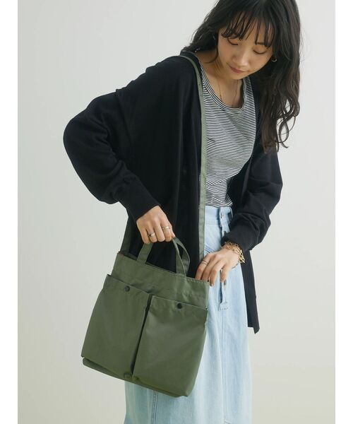 CRAFT STANDARD BOUTIQUE（クラフトスタンダードブティック）の「エアヘルメットショルダー（ショルダーバッグ・レディース・ブラック/カーキ・FREE）」の12枚目の写真