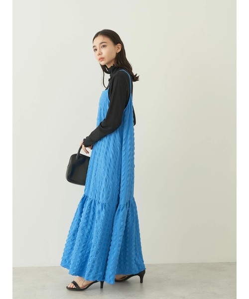 earth music&ecology(アースミュージックアンドエコロジー)の「シャーリングギャザー切替キャミドレ(ワンピース・レディース・アイボリー/ターコイズブルー/コーラル・FREE)」の5枚目の写真