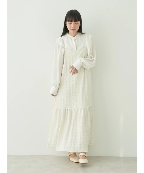 earth music&ecology(アースミュージックアンドエコロジー)の「シャーリングギャザー切替キャミドレ(ワンピース・レディース・アイボリー/ターコイズブルー/コーラル・FREE)」の8枚目の写真