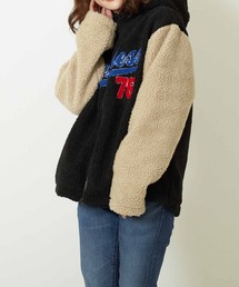 Bling Leads（ブリングリーズ）の「【Bl】【Bling leads】オーバーサイズ刺繍ロゴボアフルZIPパーカー（ブルゾン）」