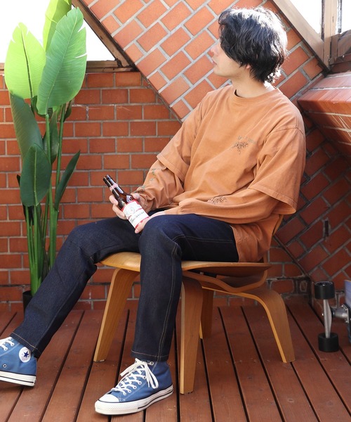 8(eight)(エイト)の「フェイクレイヤードロングTシャツ(Tシャツ/カットソー・メンズ・パープル/キャメル/スミクロ・MEDIUM/LARGE)」の22枚目の写真