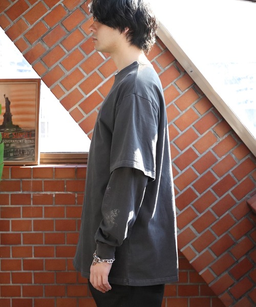 8(eight)(エイト)の「フェイクレイヤードロングTシャツ(Tシャツ/カットソー・メンズ・パープル/キャメル/スミクロ・MEDIUM/LARGE)」の16枚目の写真