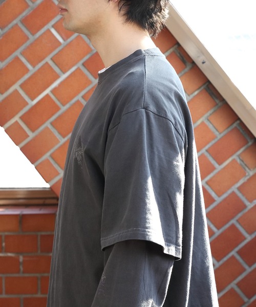 8(eight)(エイト)の「フェイクレイヤードロングTシャツ(Tシャツ/カットソー・メンズ・パープル/キャメル/スミクロ・MEDIUM/LARGE)」の12枚目の写真