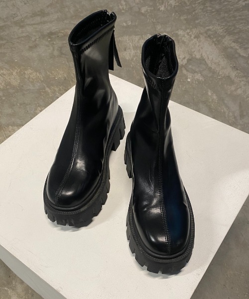 Happy John（ハッピージョン）の「track sole boots/トラックソールブーツ（ブーツ・レディース・ブラック・SMALL/MEDIUM/LARGE）」の11枚目の写真