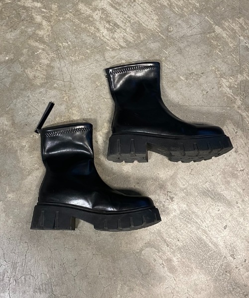 Happy John（ハッピージョン）の「track sole boots/トラックソールブーツ（ブーツ・レディース・ブラック・SMALL/MEDIUM/LARGE）」の9枚目の写真