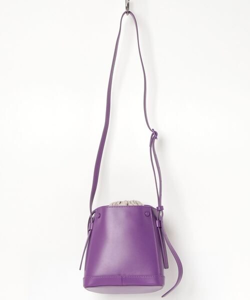 the dilettante(ザ・ディレッタント)の「Daphne Mini レザー×へリンボン柄バッグ(ショルダーバッグ・レディース・ブルー/ベージュ系その他/パープル・FREE)」の4枚目の写真