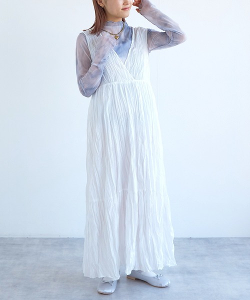 w closet(ダブルクローゼット)の「しわ加工バックリボンカシュクールワンピース(ワンピース・レディース・ベージュ/オフホワイト/ブラック/サックスブルー/オリーブ/アイボリー/ライム/ブルー系その他/スミクロ・FREE)」の10枚目の写真