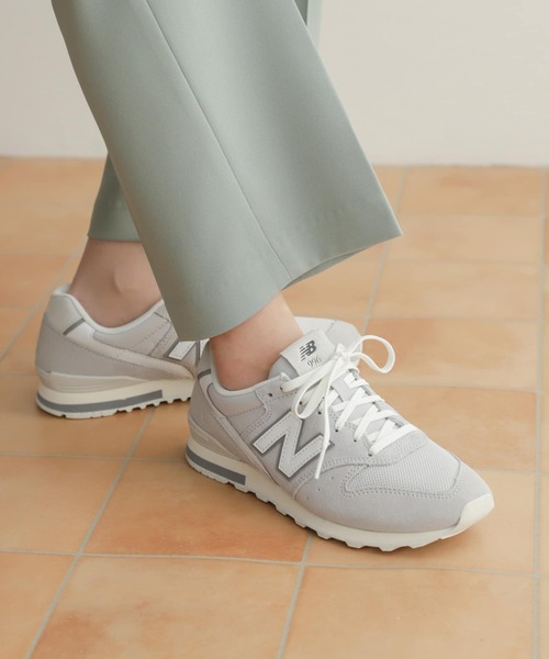 NEW BALANCE（ニューバランス）の「NEW BALANCE　WL996（スニーカー・レディース・グレー/ベージュ・23.5/24.5/24）」の10枚目の写真