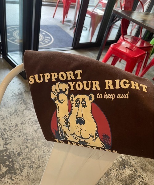 LAC-VERT(ラック・ヴェール)の「【累計販売枚数2万枚突破】ベアプリントTシャツ(Tシャツ/カットソー・レディース・ネイビー/ホワイト/ブラウン/カーキ/イエロー・FREE)」の13枚目の写真